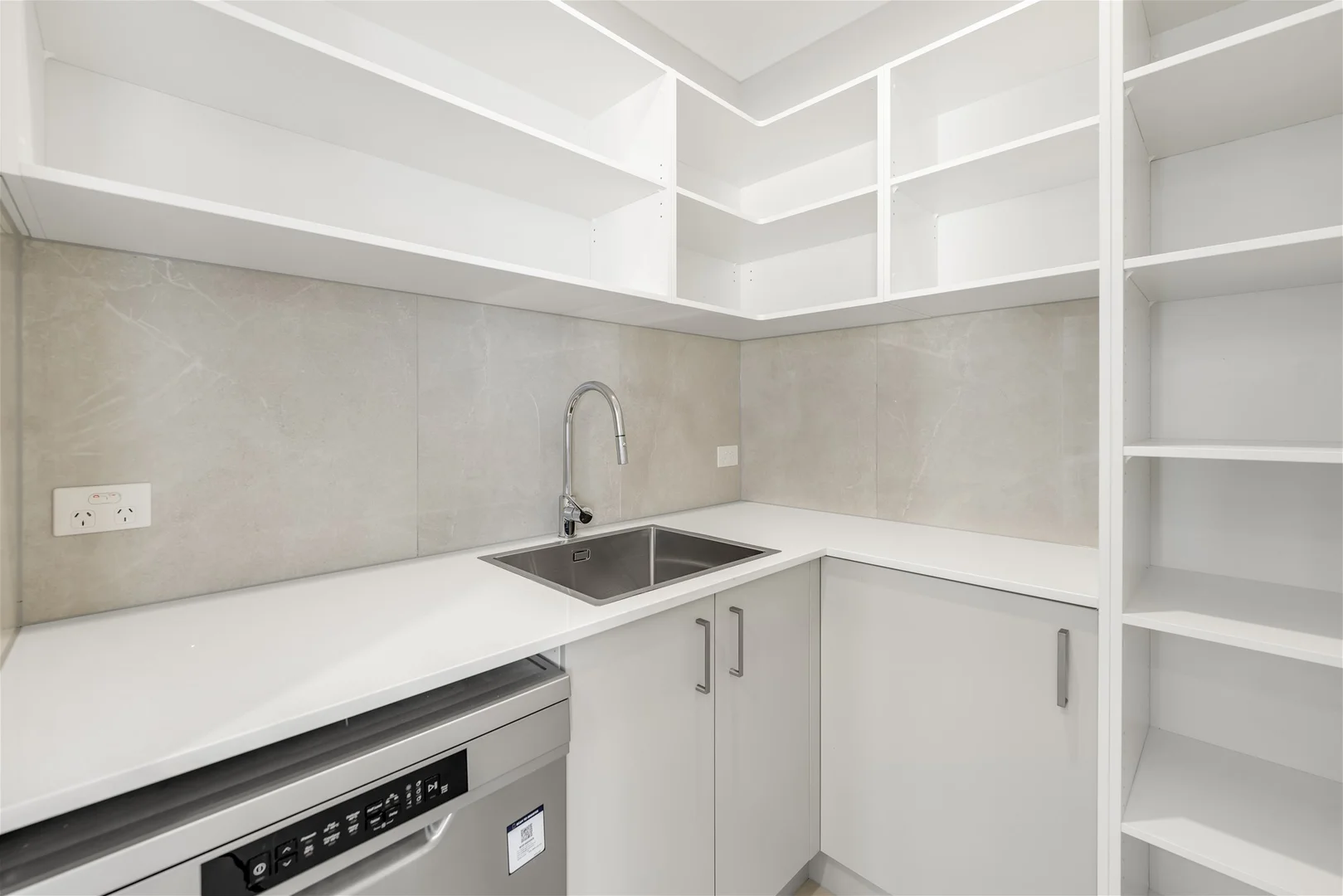 Additional image 7 of Redland Bay QLD 4165