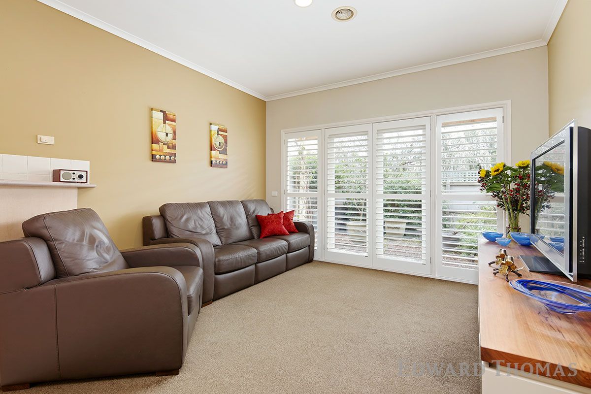 42 Francis Lane, Kensington VIC 3031, Image 2