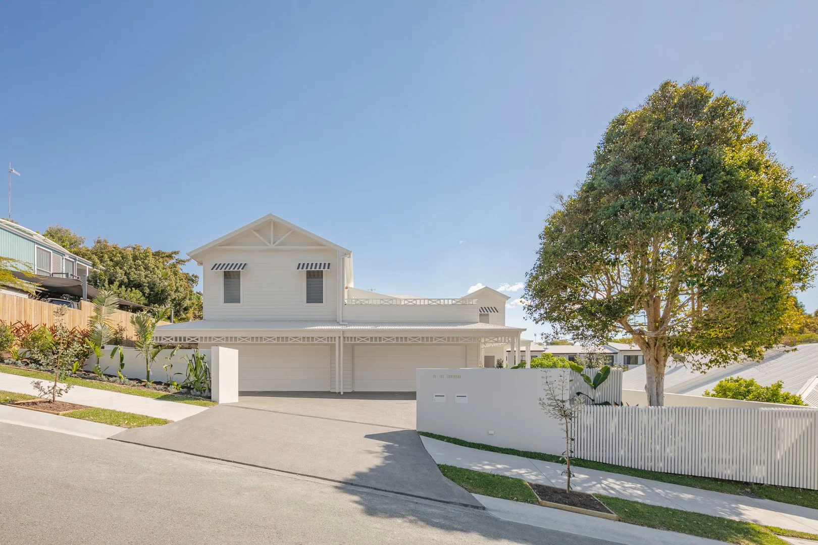 2/75 Southern Cross Parade, Sunrise Beach QLD 4567