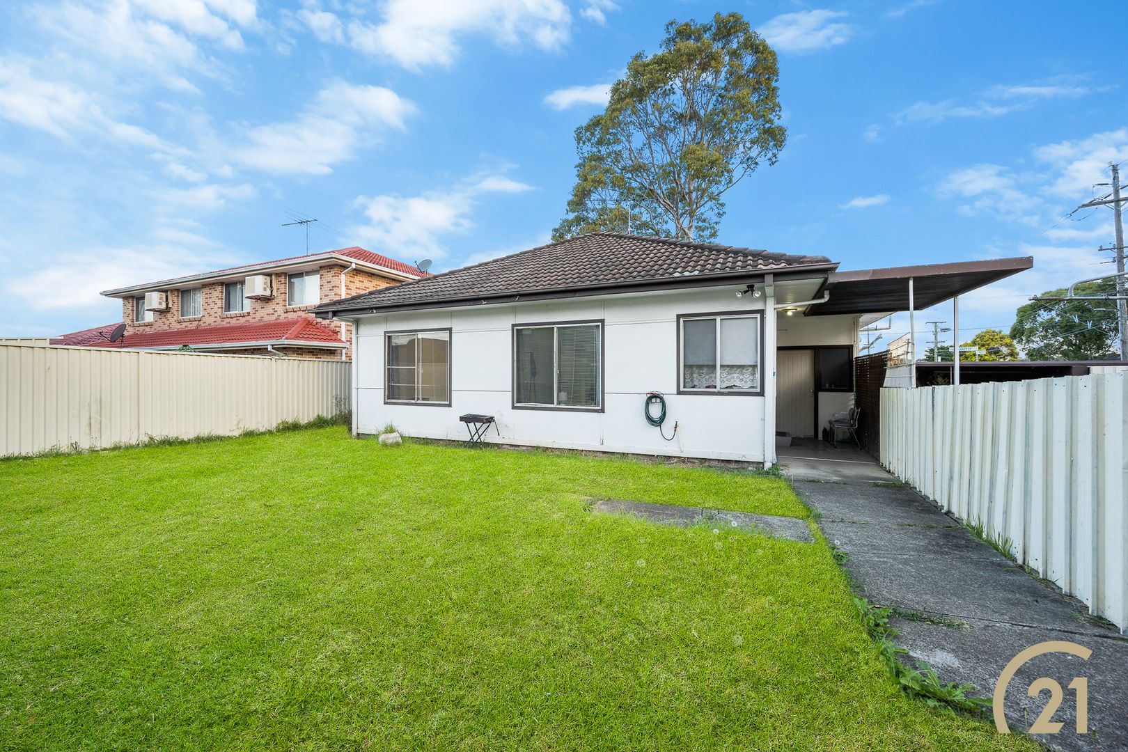 75 Margaret Street, Fairfield West NSW 2165, Image 2