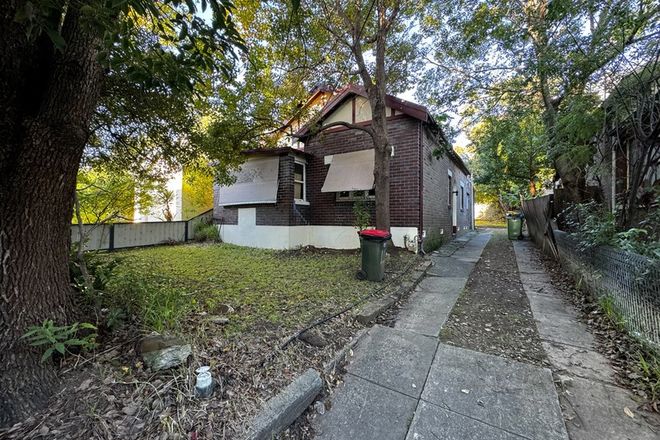 Picture of 4 Kanoona Avenue, HOMEBUSH NSW 2140