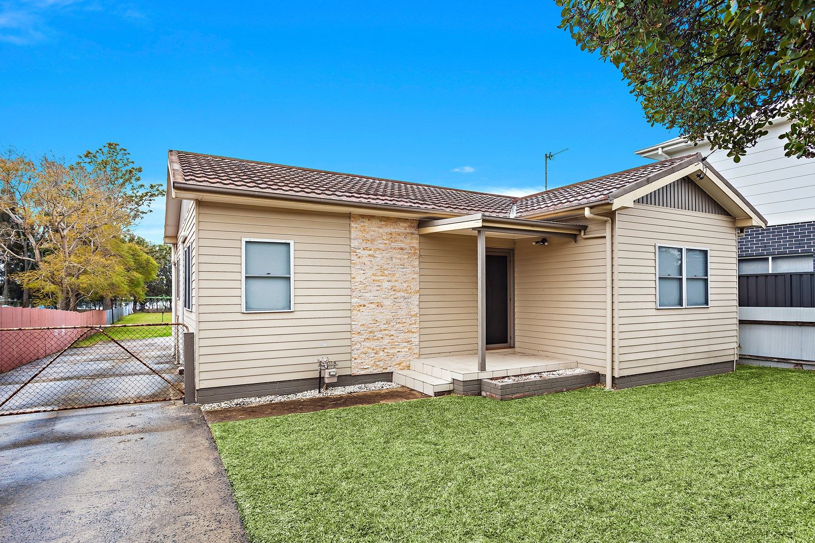 43 Koona Street, Albion Park Rail NSW 2527, Image 1