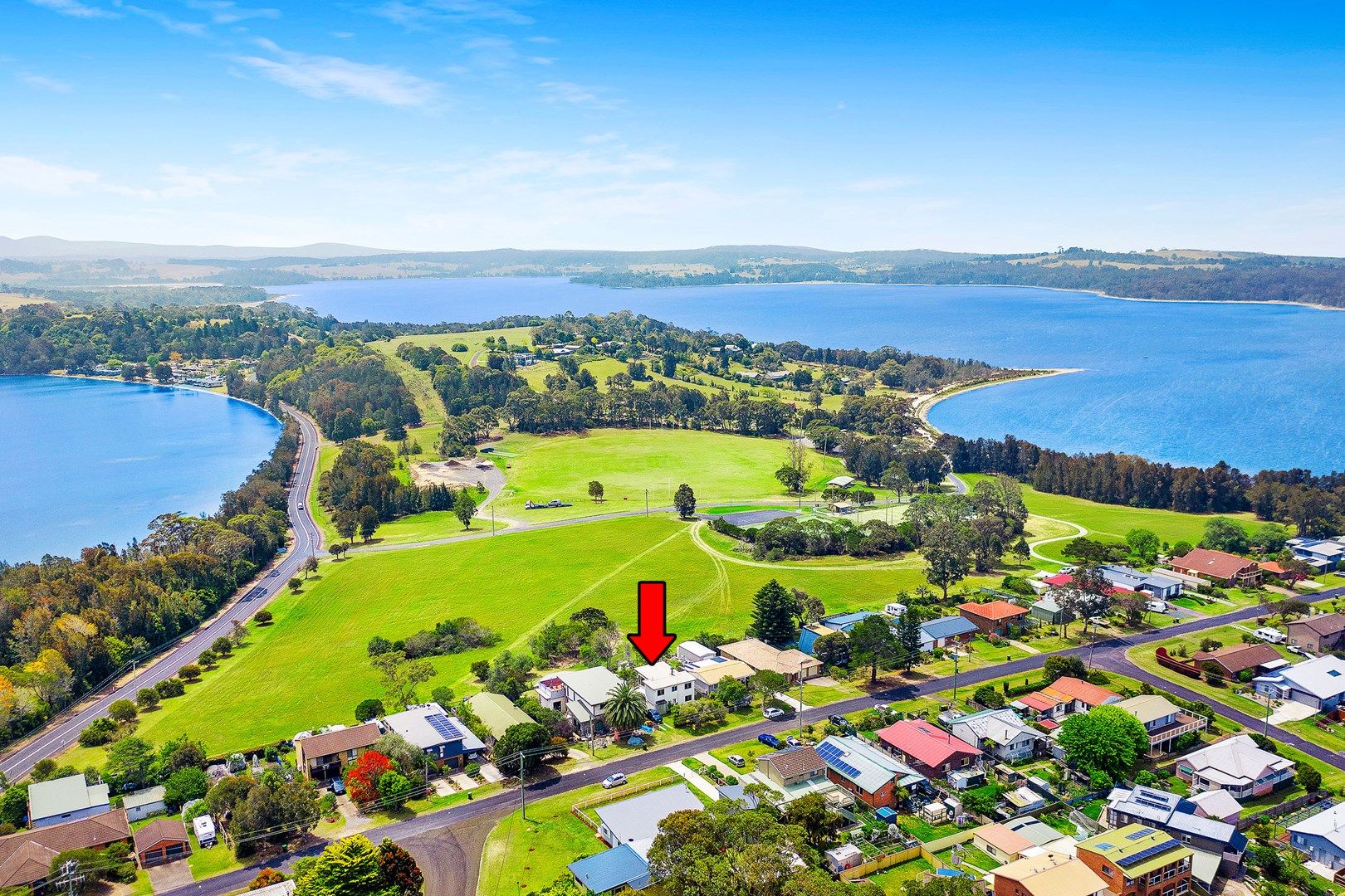 14 Lake Street, Tuross Head NSW 2537, Image 0