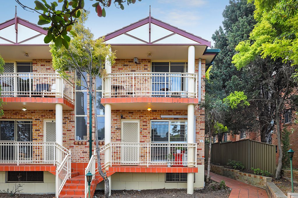 1/107111 Regatta Road, Canada Bay Property History & Address