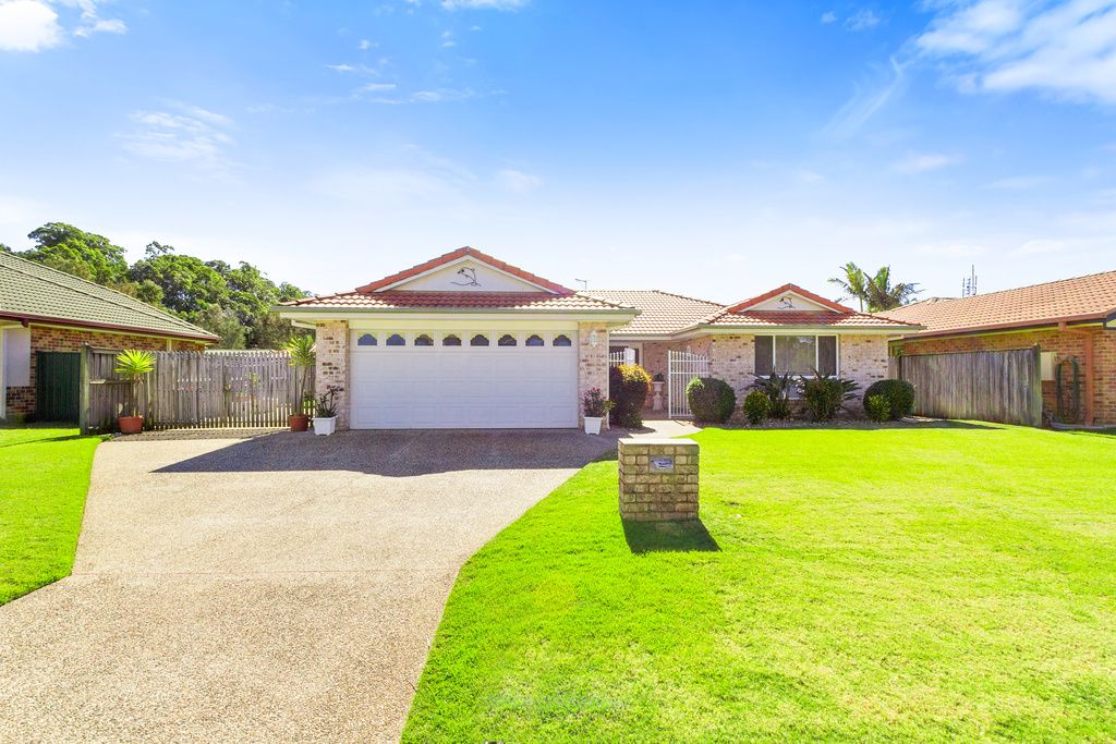 8 Reid Place, Banora Point NSW 2486