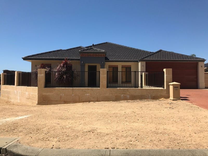 4 bedrooms House in 192 Norton Promenade DALYELLUP WA, 6230