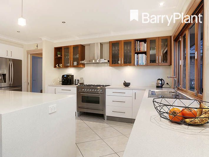 30 King Parade, Knoxfield VIC 3180, Image 2