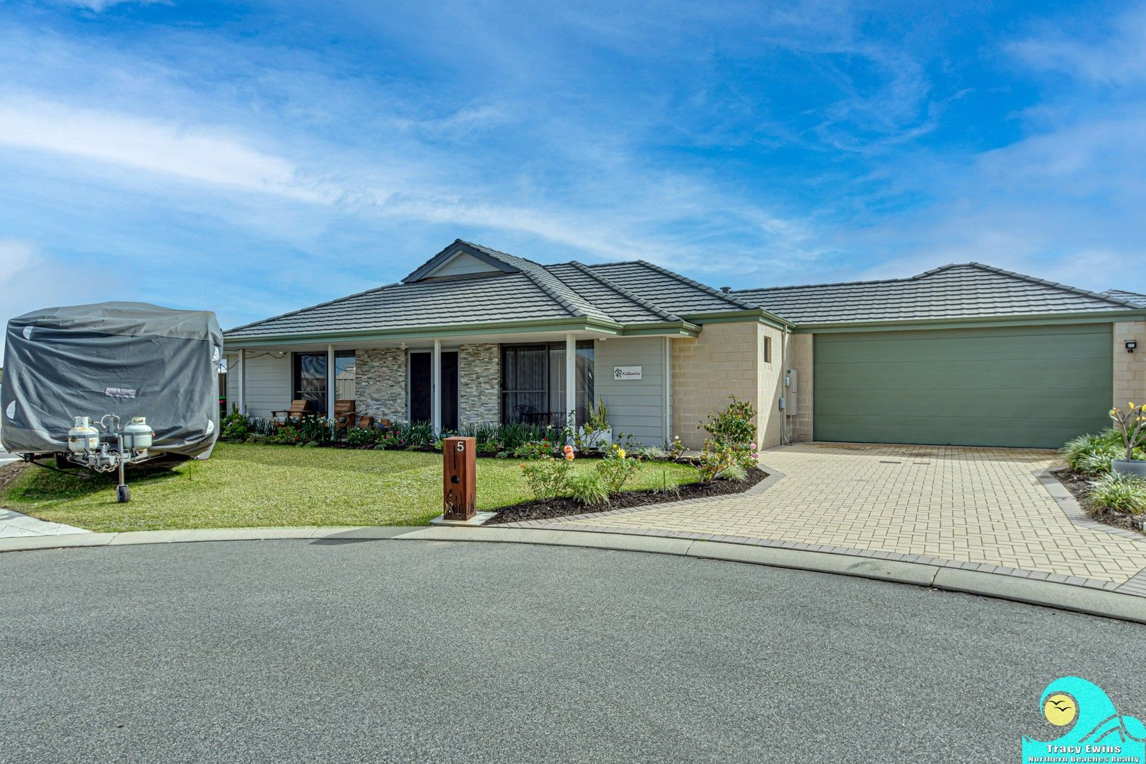 3 bedrooms House in 5 Obel Close YANCHEP WA, 6035