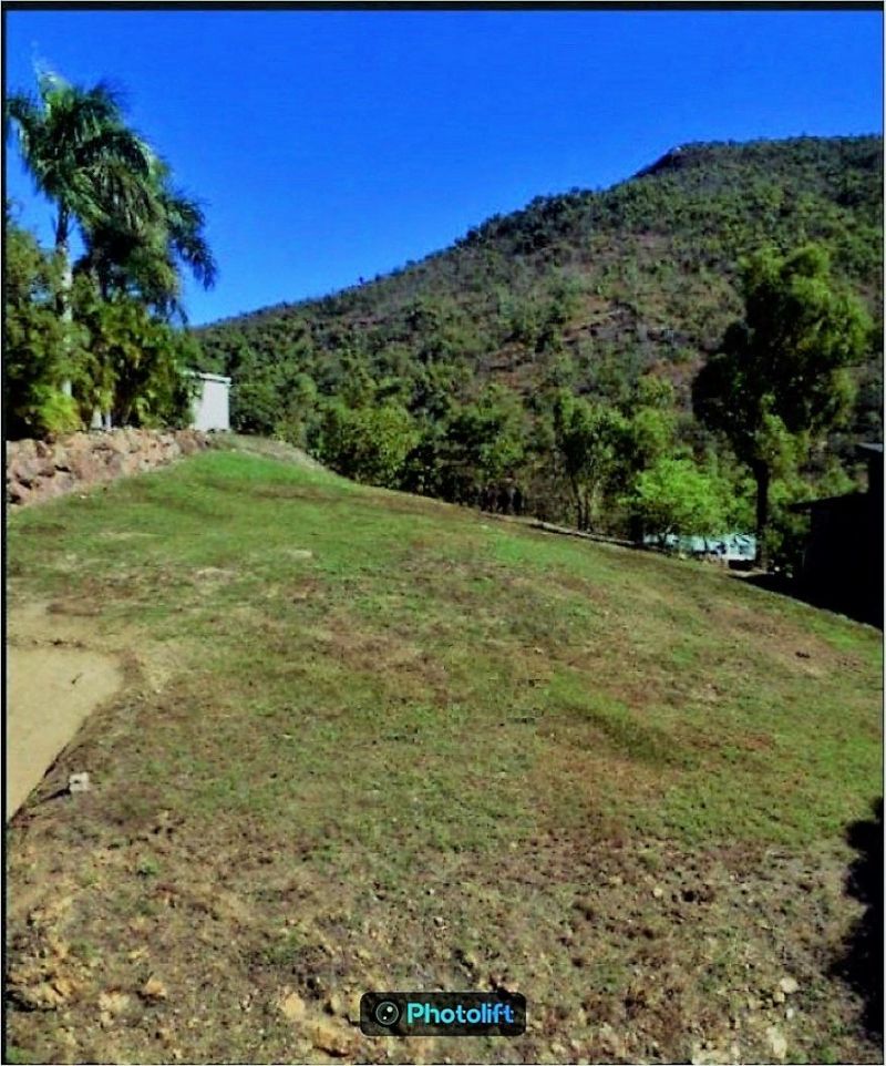 16 Roseric Crescent, Hideaway Bay QLD 4800, Image 2