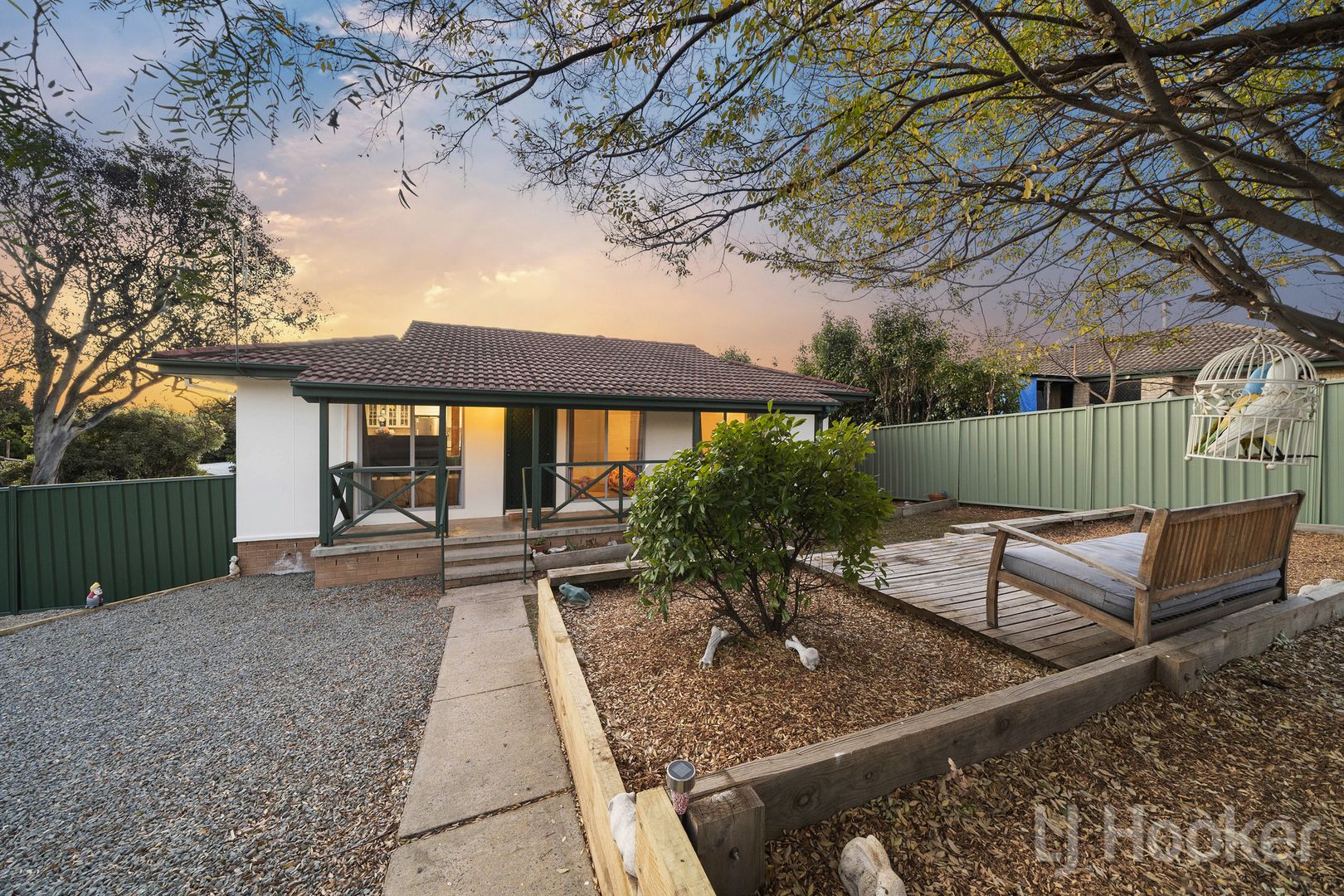 9 Jordan Place, Queanbeyan West NSW 2620, Image 1