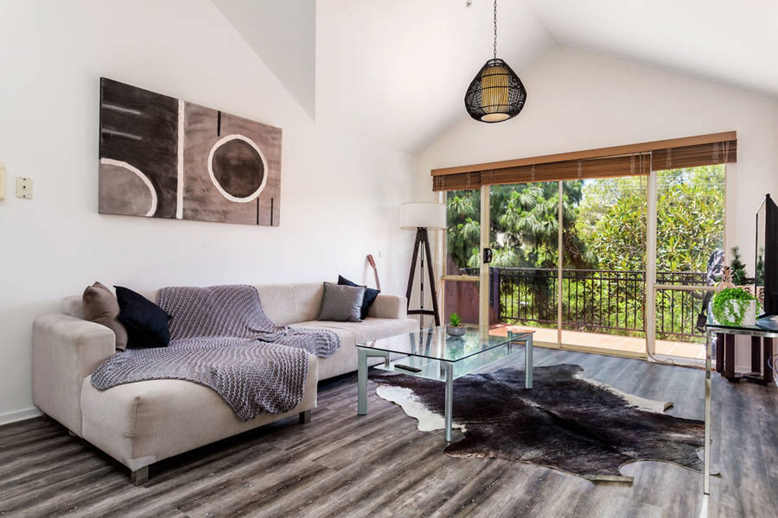 1 bedrooms Apartment / Unit / Flat in 13/12 Mawbey Street KENSINGTON VIC, 3031