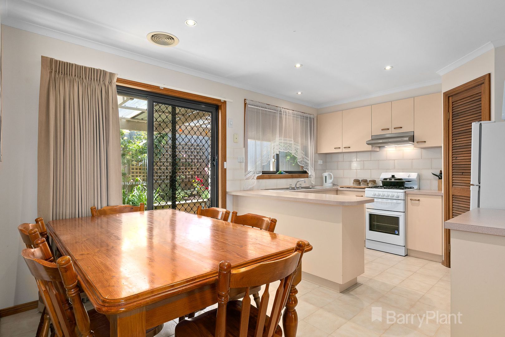 1/7 Inverness Close, Pakenham VIC 3810, Image 2