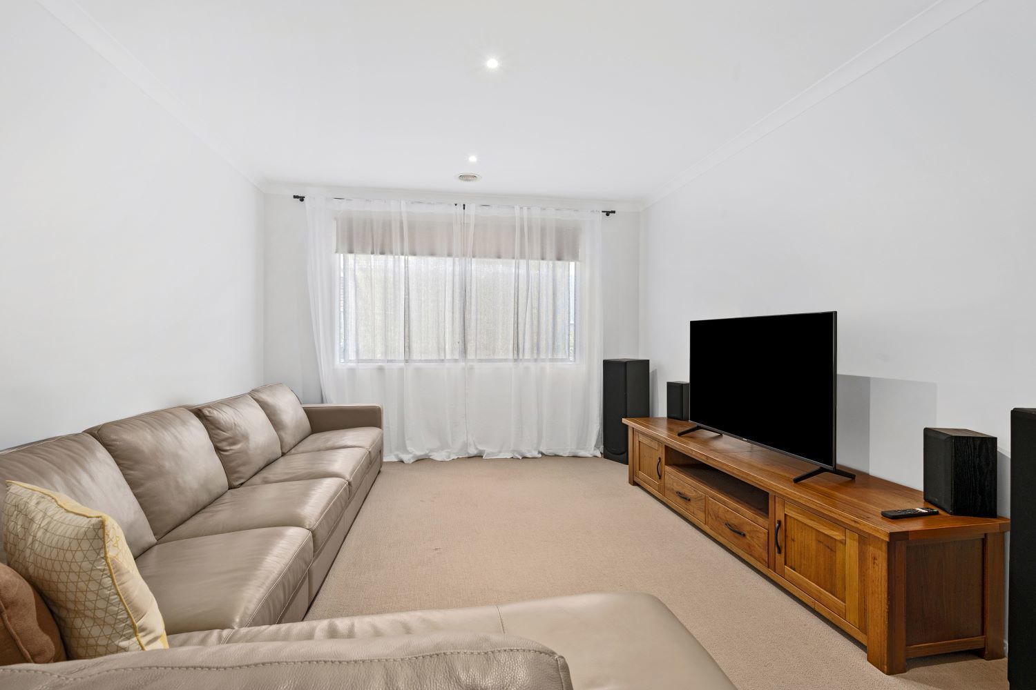 7 McEniry Way, Strathfieldsaye VIC 3551, Image 2