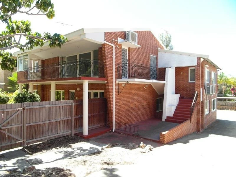 Primary image of 4/138 Broadway, Crawley WA 6009