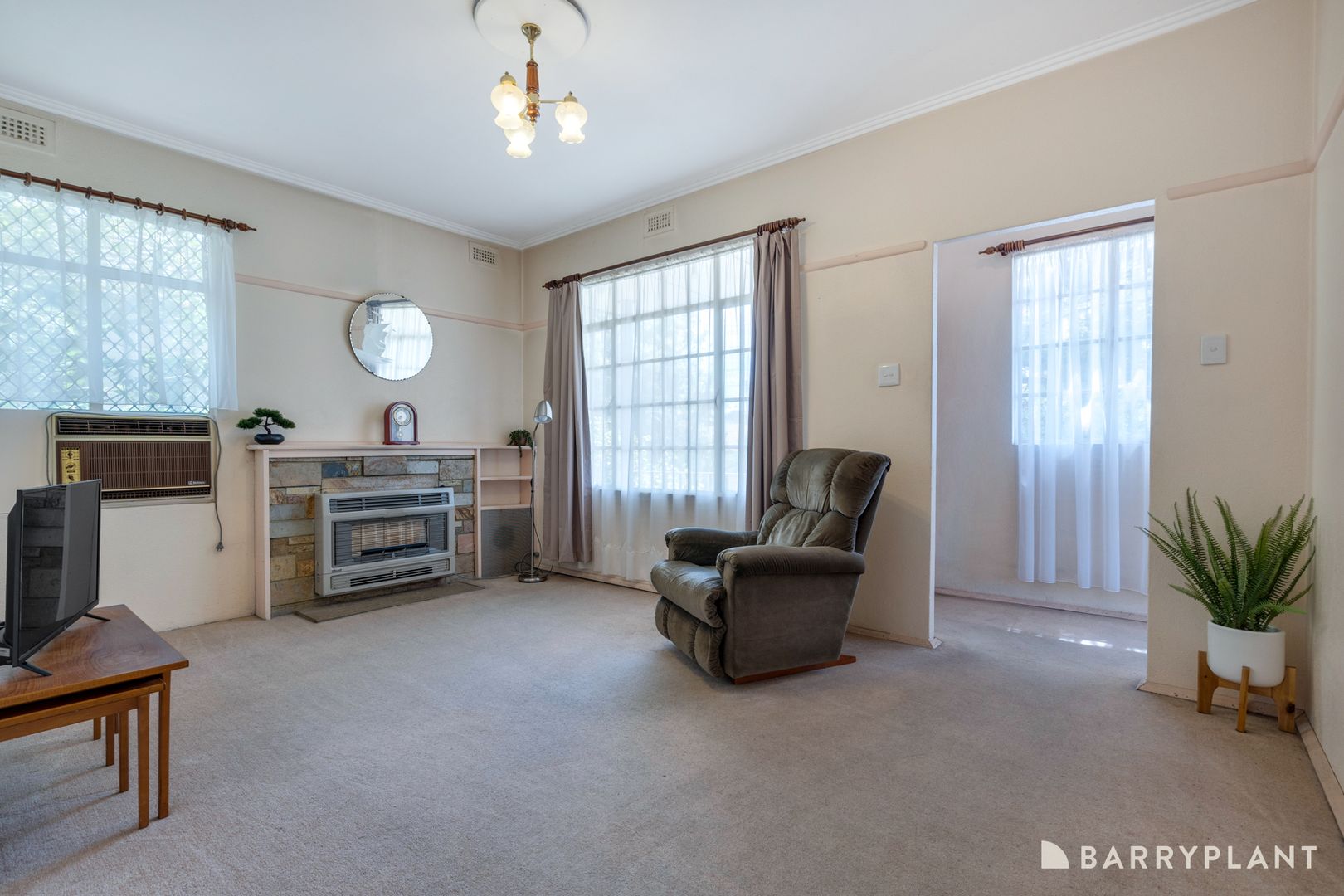 23 McComas Street, Reservoir VIC 3073, Image 2