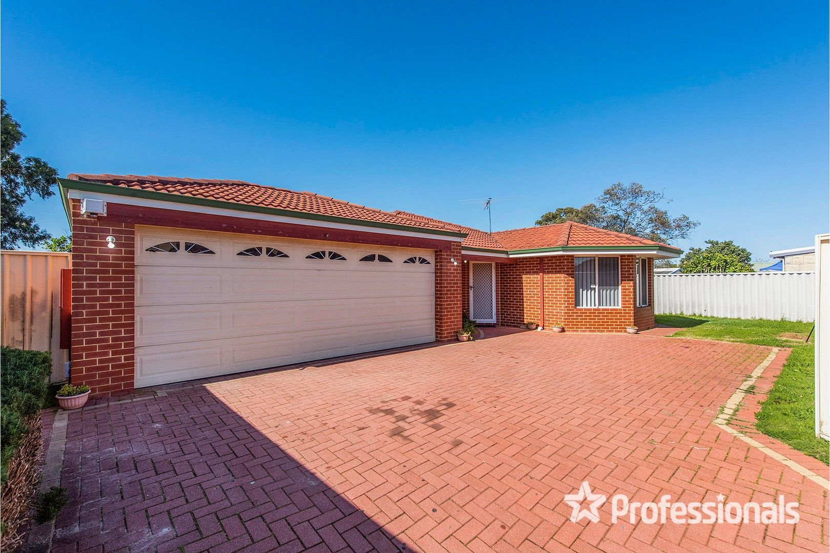 4 bedrooms House in 18B Ferguson Street MIDVALE WA, 6056