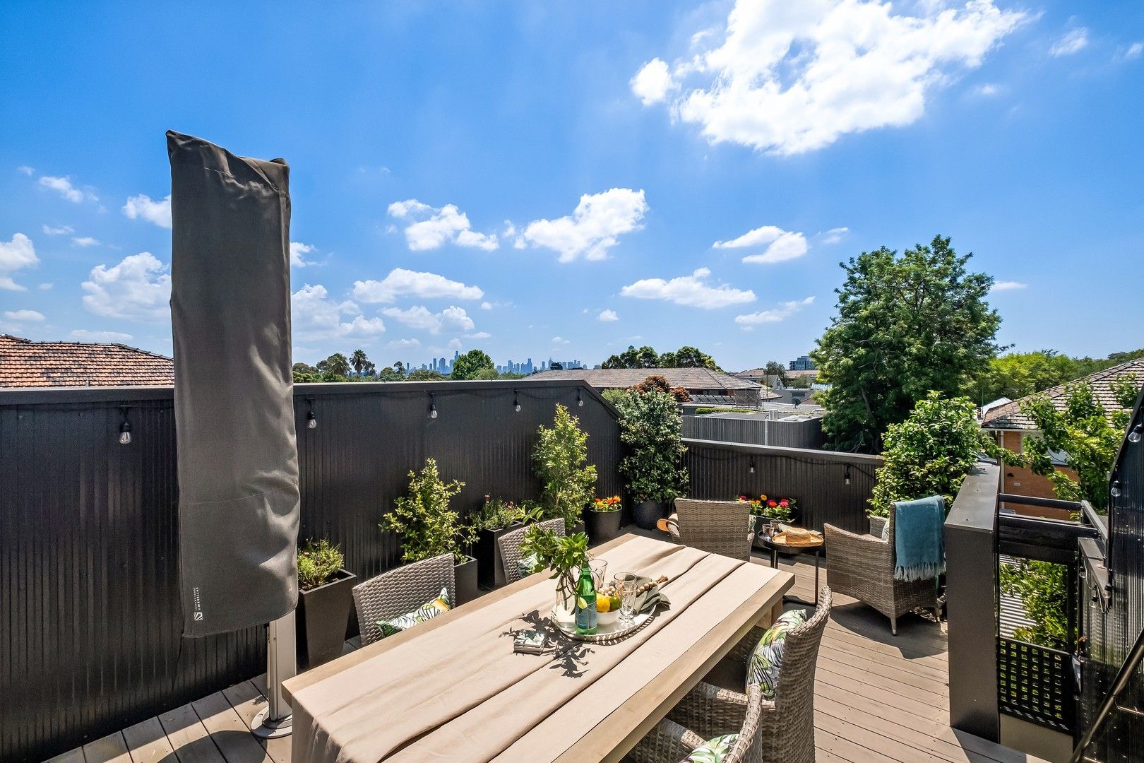 2 bedrooms House in 12/15 Irving Avenue PRAHRAN VIC, 3181