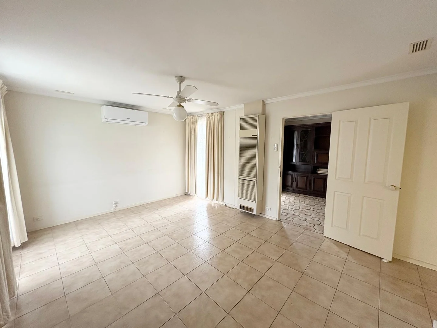 Additional image 3 of 30 Ventnor Crescent, Coolaroo VIC 3048