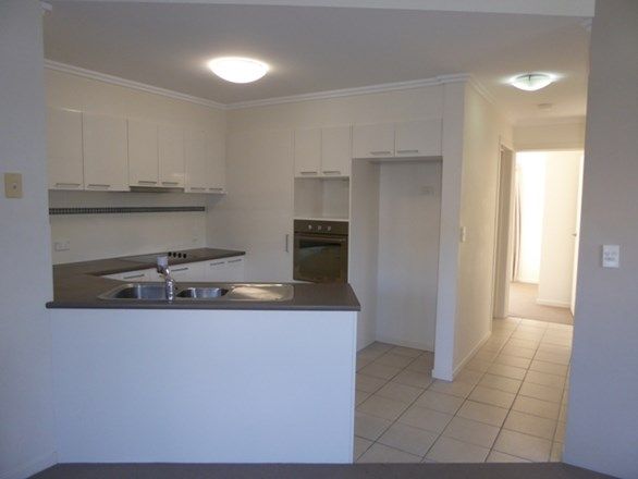 2/15 Clark street, Biggera Waters QLD 4216, Image 2