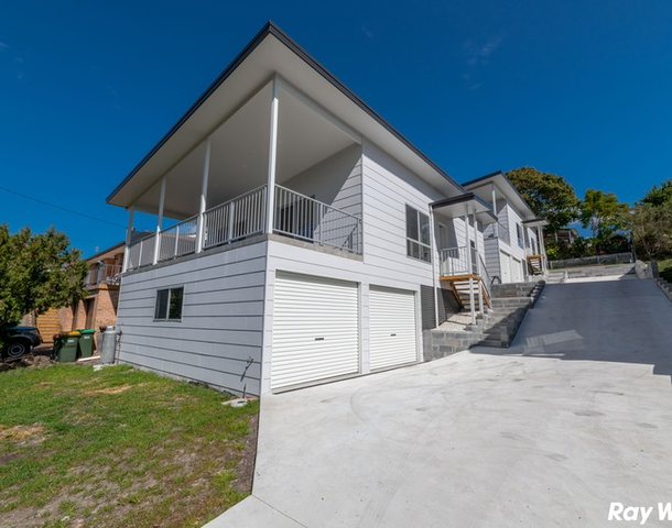 11 Seabreeze Parade, Green Point NSW 2428