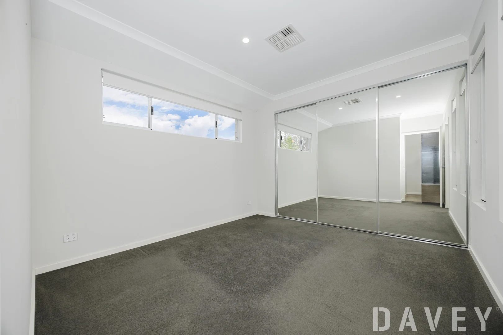 Additional image 7 of 5C Ornum Place, Innaloo WA 6018