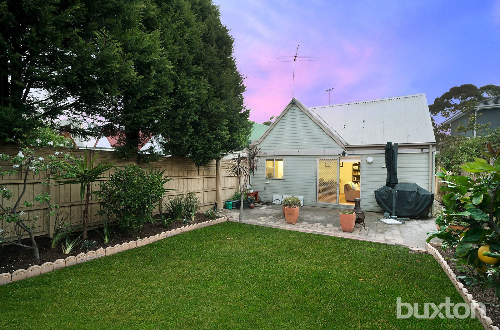 2/458 Bluff Road, Hampton VIC 3188, Image 2