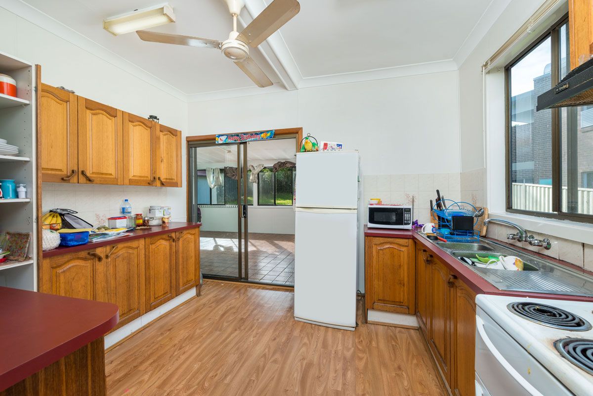 11 Fielders Street, Seven Hills NSW 2147, Image 1