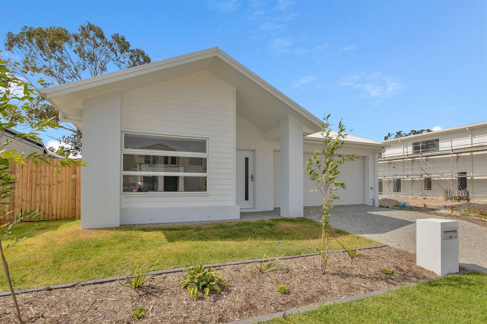 5 bedrooms House in 19 Calli Drive UPPER COOMERA QLD, 4209