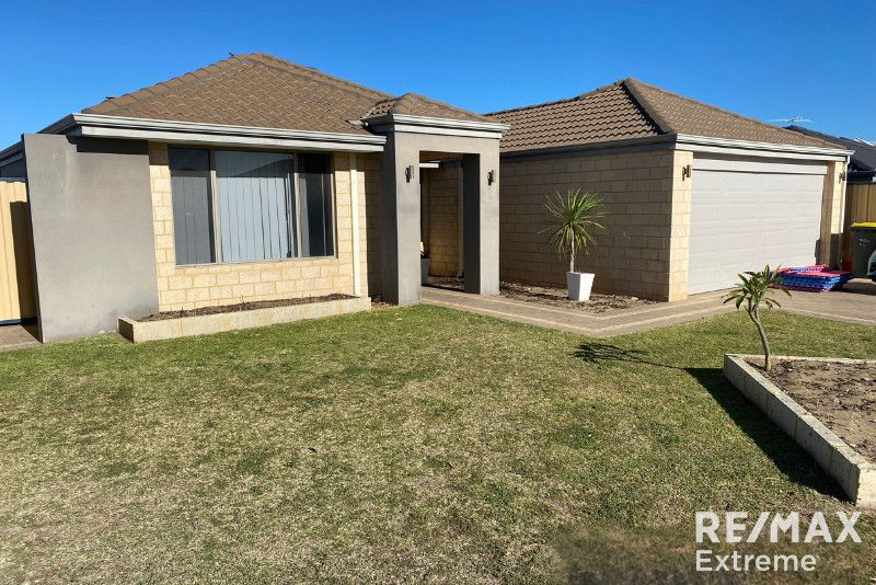 4 bedrooms House in 28 Egretta Road TAPPING WA, 6065