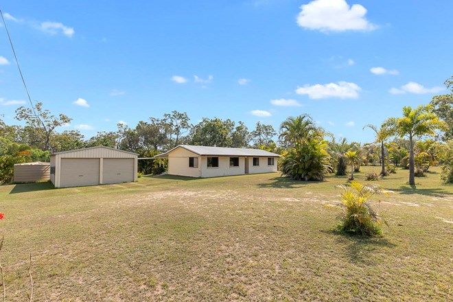 Picture of 31 Raintree Avenue, BURRUM HEADS QLD 4659