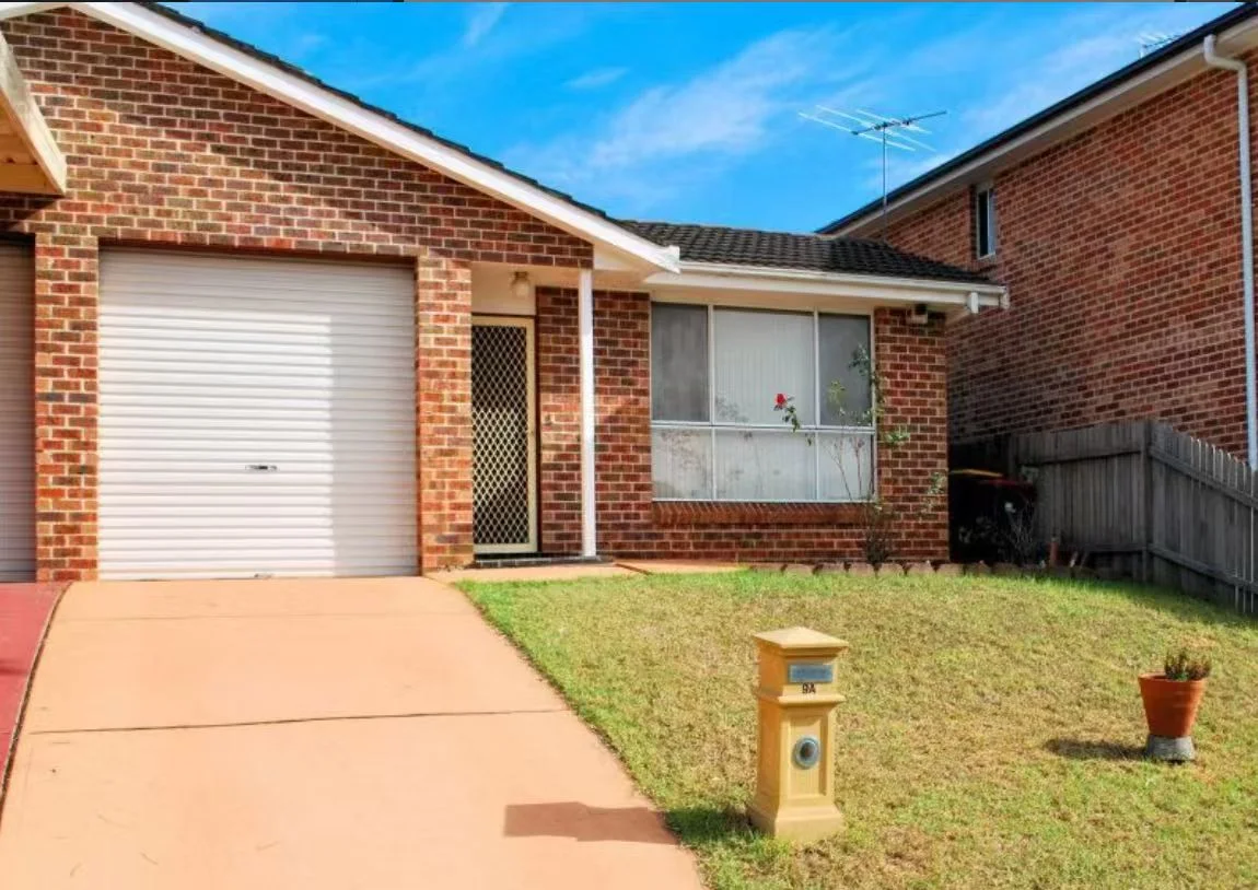 9A Whistler Street, Green Valley NSW 2168