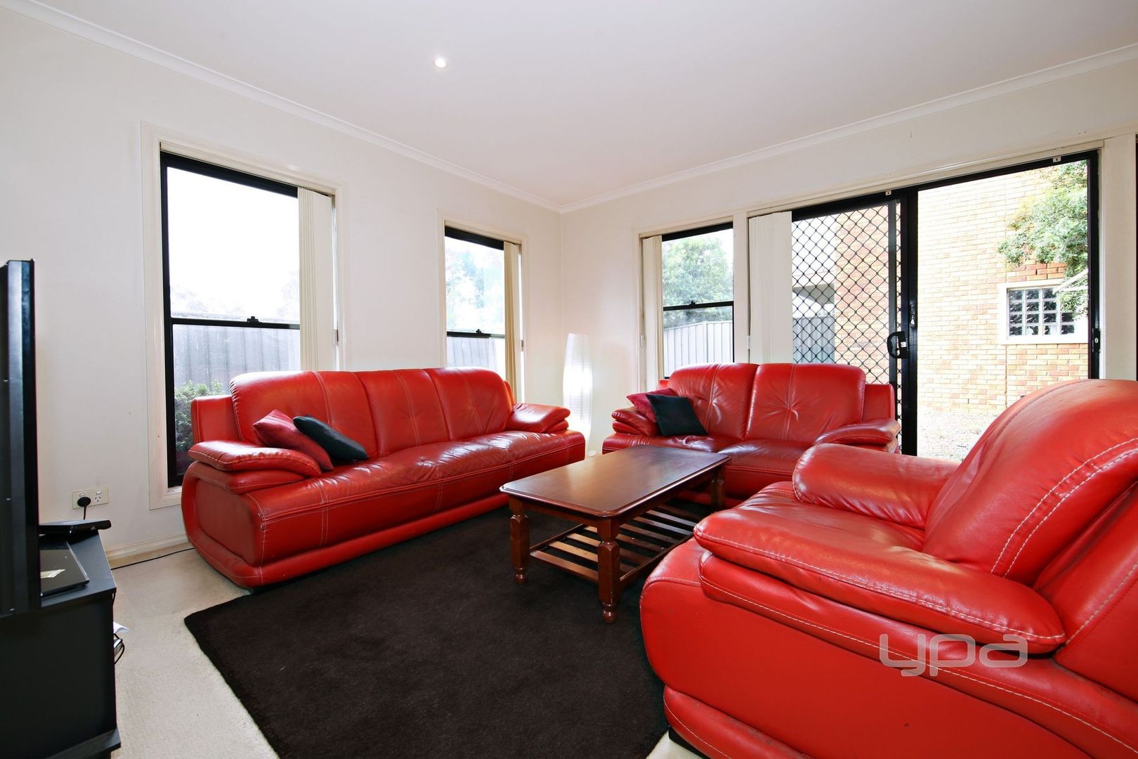 42 O'Donnell Drive, Caroline Springs VIC 3023, Image 2