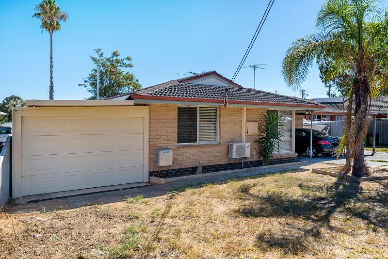 2 bedrooms House in 91A Doolette Street SPEARWOOD WA, 6163