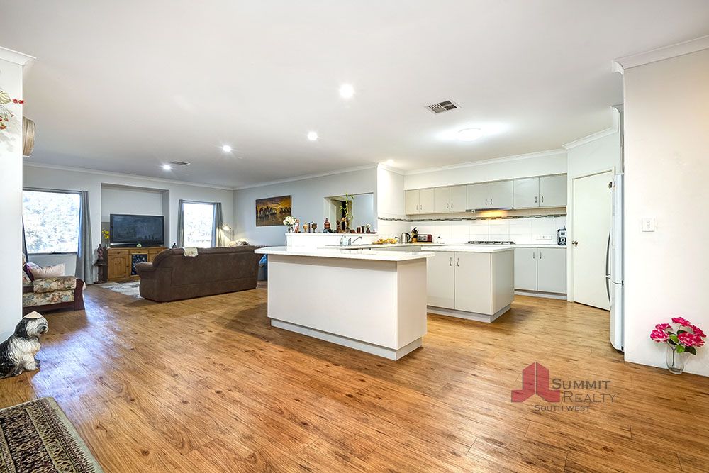 3 Boyson Street, Collie WA 6225, Image 2