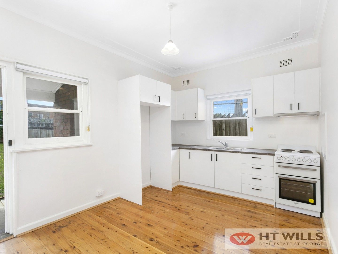 14 Blakesley Road, Carlton NSW 2218, Image 0