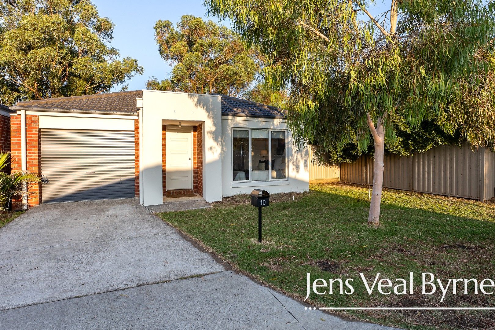 10/9 Burnett Street, Sebastopol VIC 3356, Image 0