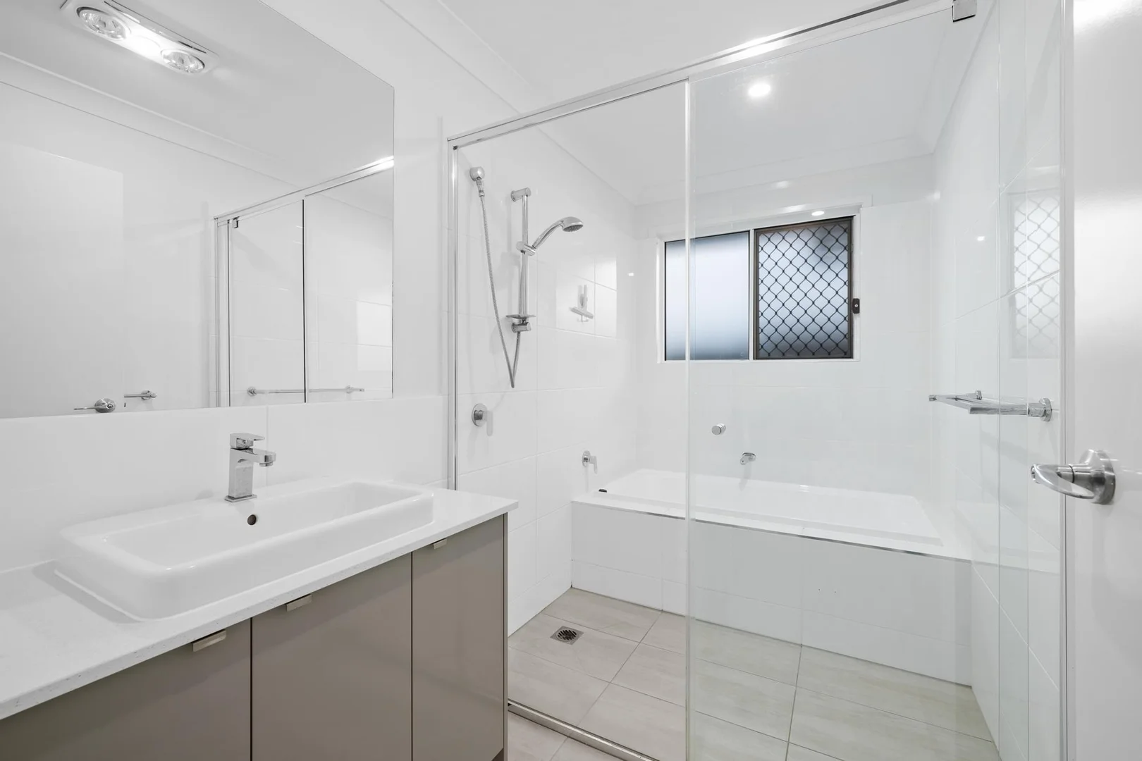 Additional image 20 of 8 Nerang Road, South Ripley QLD 4306