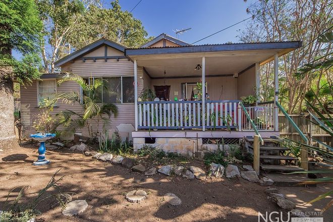 Picture of 17 Thomas Street, BLACKSTONE QLD 4304