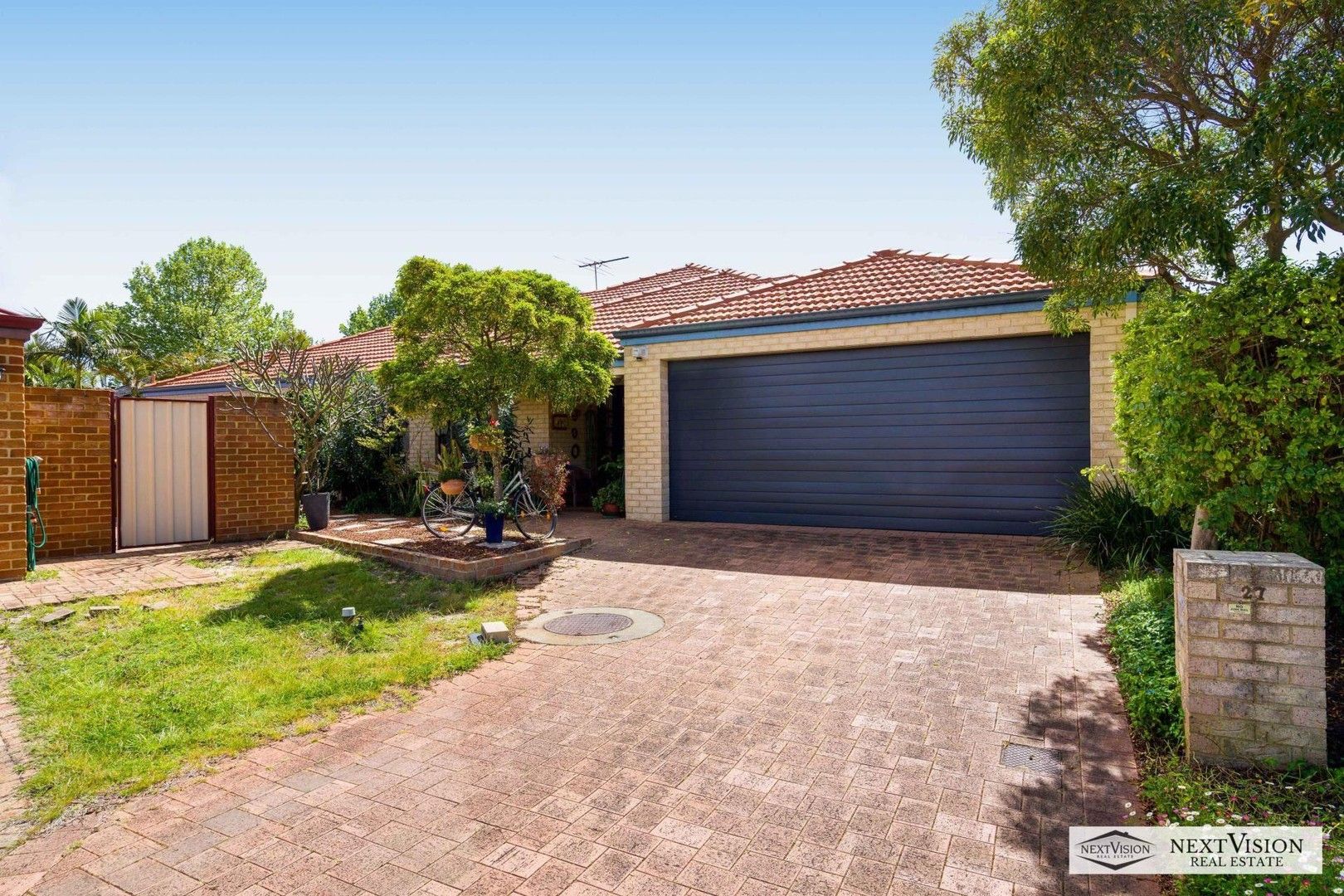 27 Cheval Place, Canning Vale WA 6155, Image 0