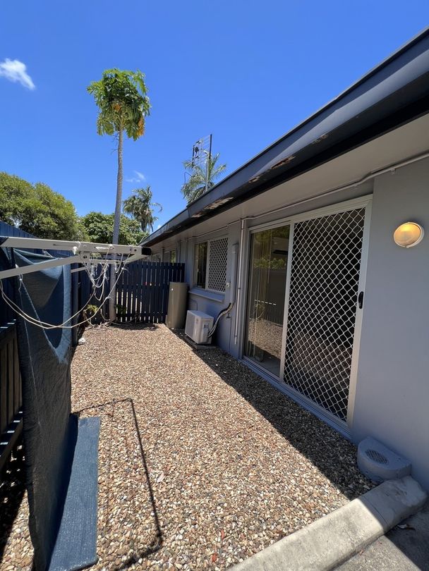 Percy Street, West End QLD 4810 2 beds apartment for Rent, 330