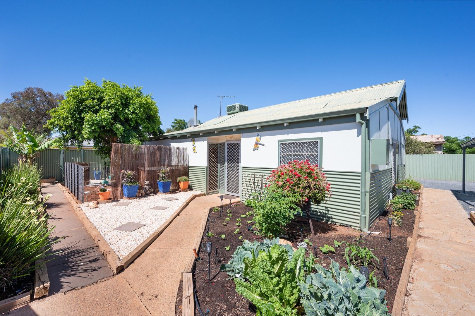 3 bedrooms House in 22 Evans Street BOULDER WA, 6432