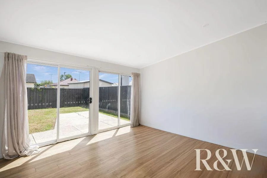 Additional image 3 of 16 Dan Crescent, Colyton NSW 2760