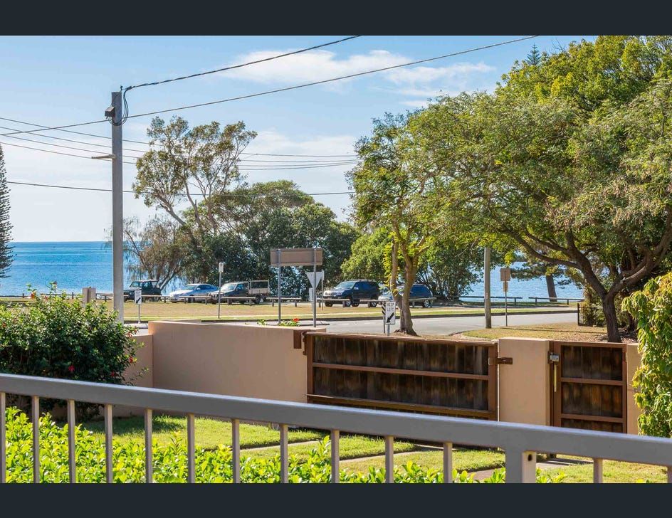 43 Landsborough Avenue, Scarborough QLD 4020 House For Rent 700