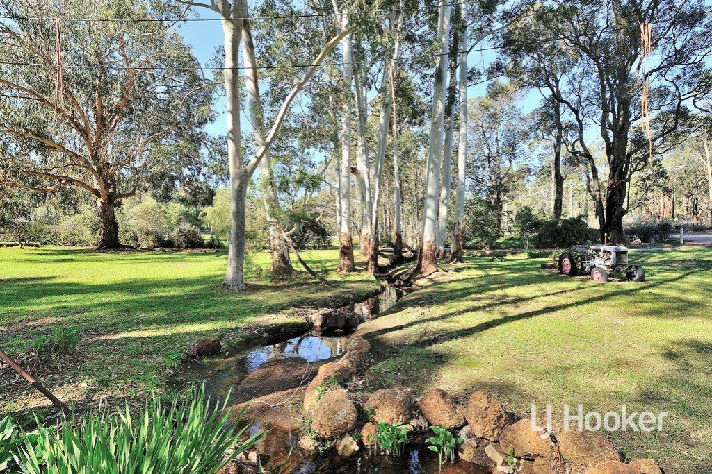 1815 Railway Terrace, Sawyers Valley WA 6074, Image 1