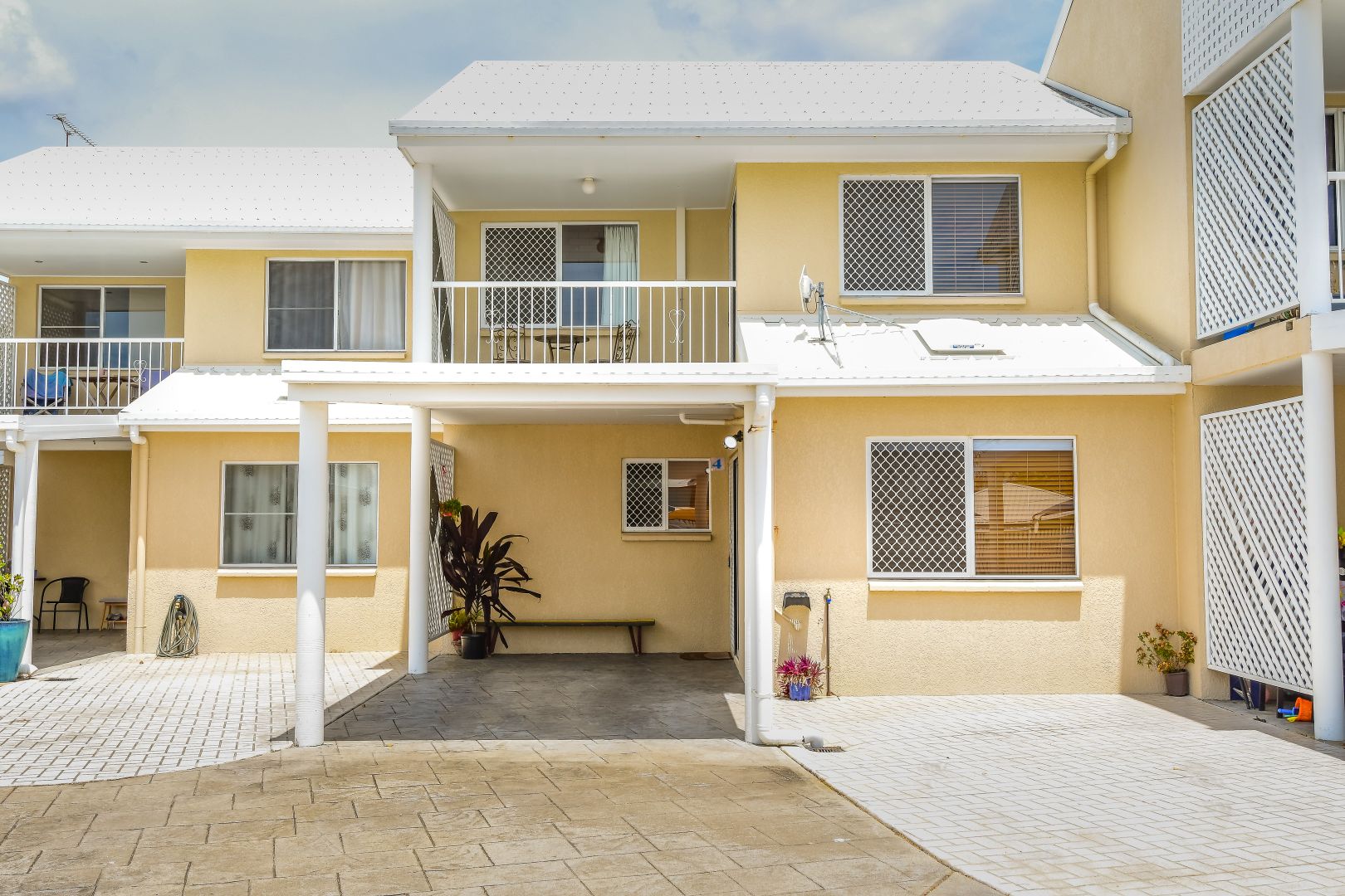 4/99 Westcott Avenue, Campwin Beach QLD 4737, Image 1