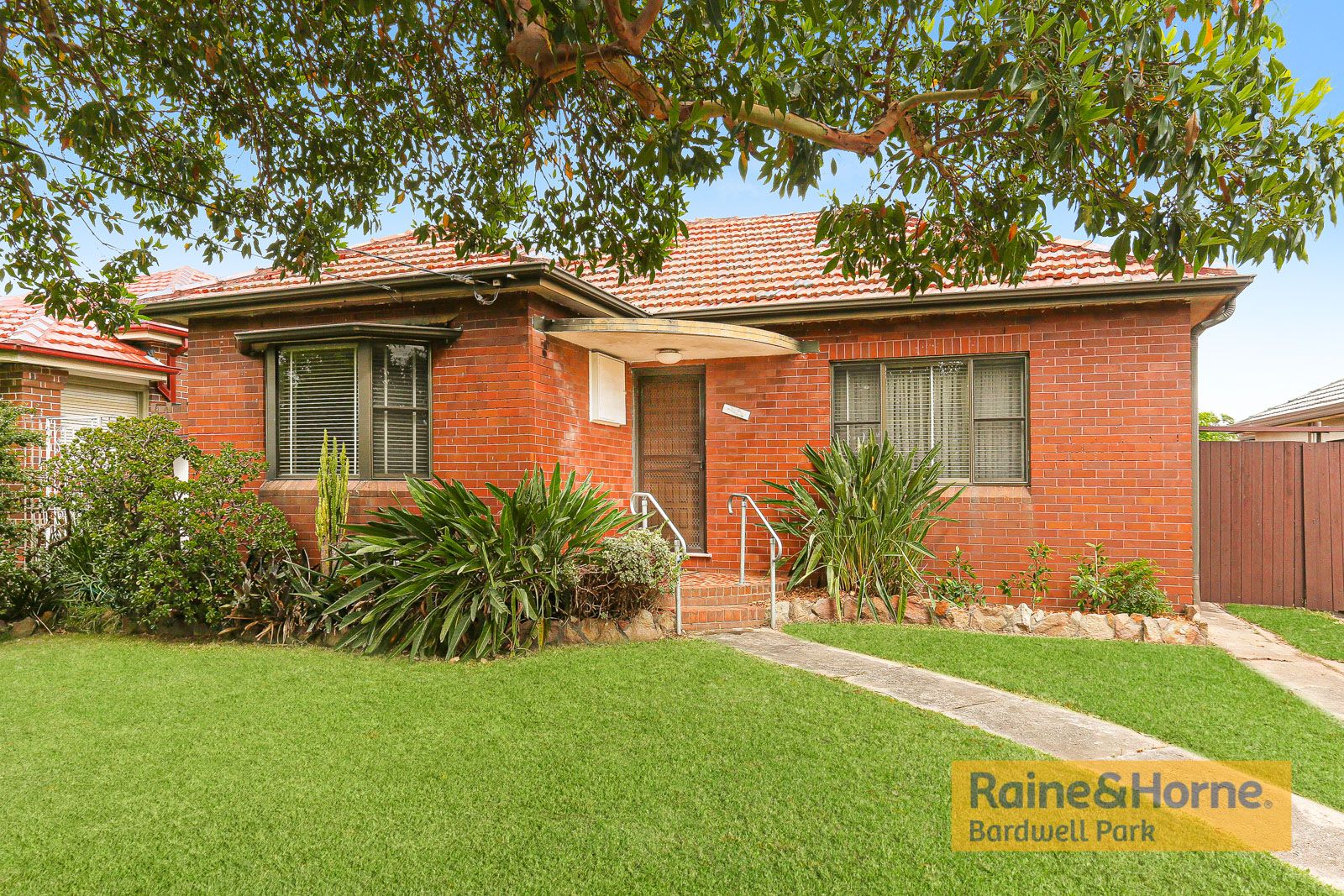 5 Marcella Street, Kingsgrove NSW 2208, Image 0