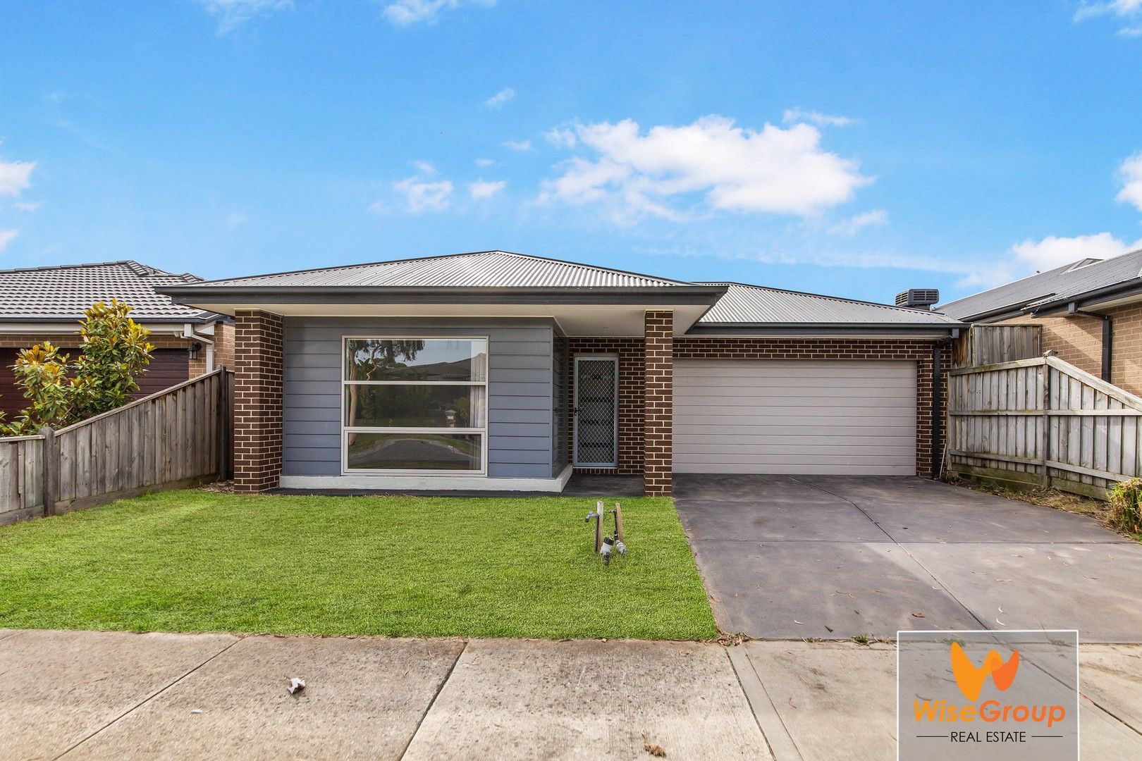 4 bedrooms House in 5 Esk Street CLYDE NORTH VIC, 3978