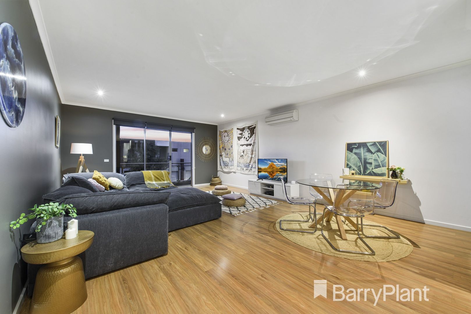 1/26 Clairview Road, Deer Park VIC 3023, Image 2