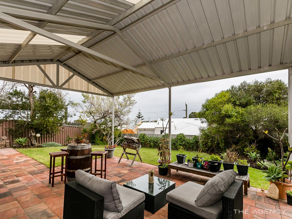 23 Springfield Court, Kallaroo WA 6025, Image 0