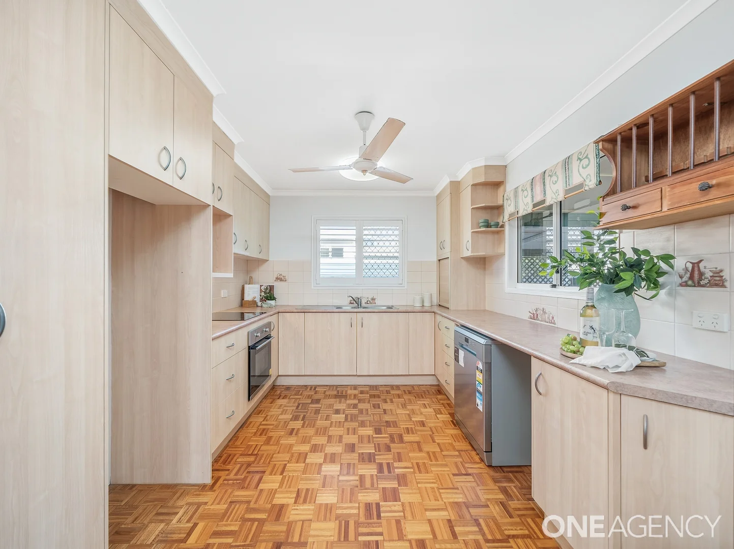 Additional image 6 of 43 Queen Street, Scarborough QLD 4020